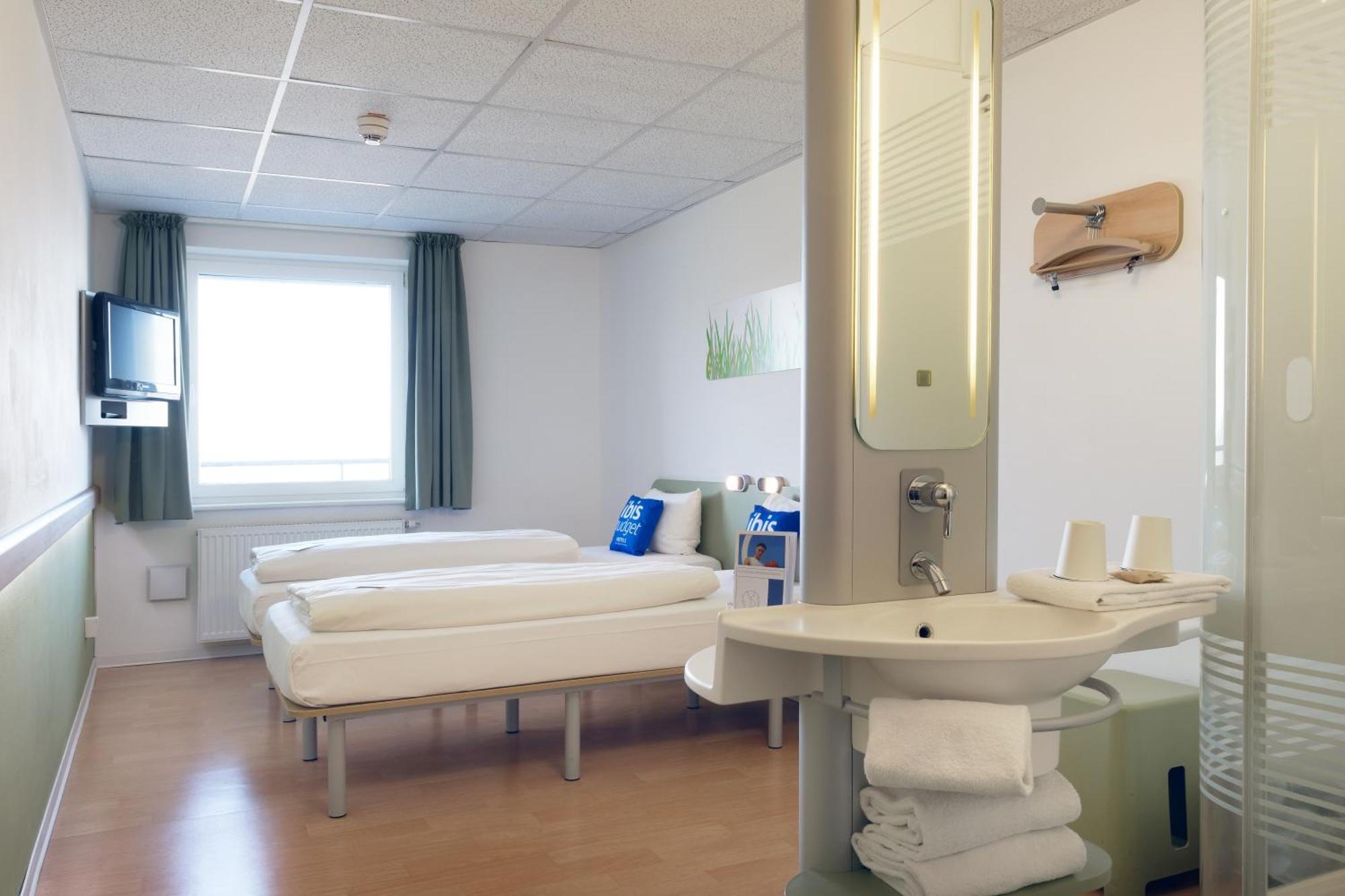 Ibis Budget Hotel Bonn Sued Кёнигсвинтер Экстерьер фото