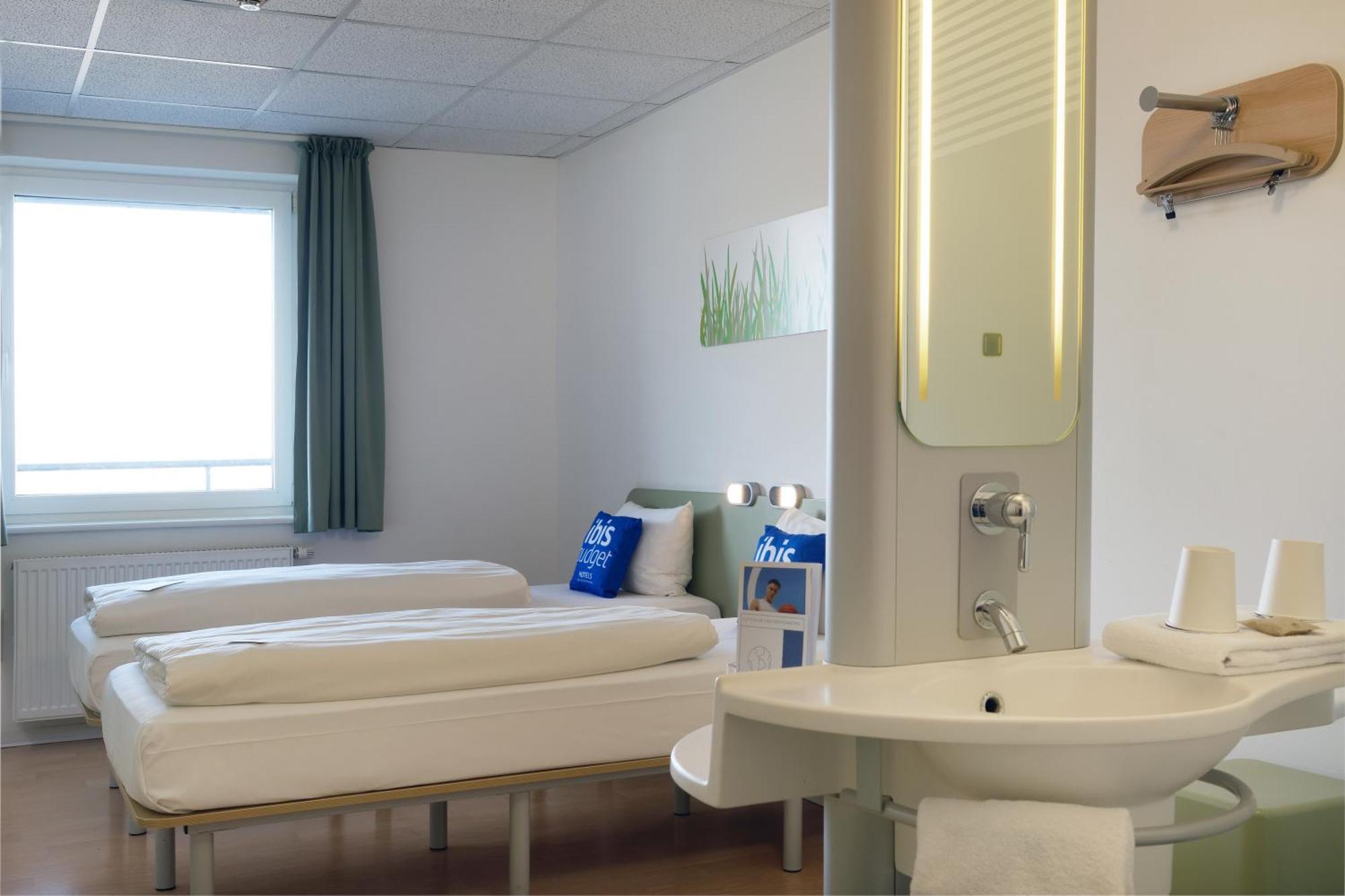 Ibis Budget Hotel Bonn Sued Кёнигсвинтер Экстерьер фото